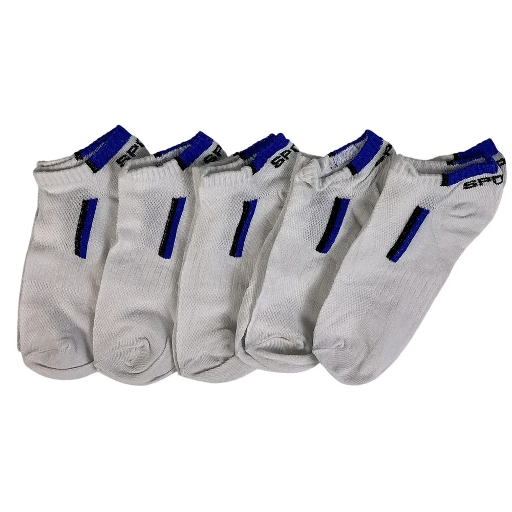 The Unbranded Brand men white